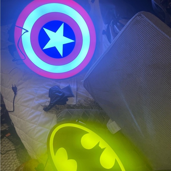 Neon lights - Picture 5 of 6